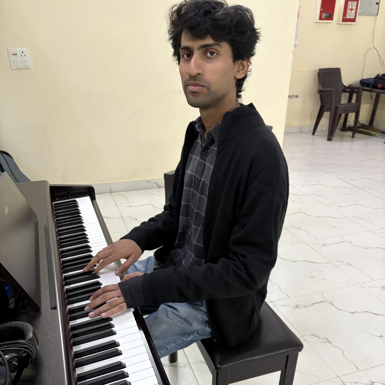 Deepesh - Piano Mentor
